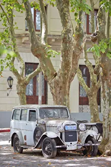 Images Dated 27th April 2023: A vintage Ford car in a street of the Colonia del Sacramento historical cask, Uruguay