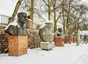 Communism Gallery: Vladimir Ilyich Ulyanov Lenin Monument in Socialist Realism Museum next to the Zamoyski