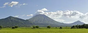 Images Dated 2nd May 2012: Volcan San Cristobal, Nicaragua, Central America