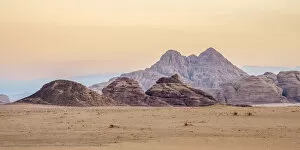 Daybreak Gallery: Wadi Rum at dawn, Aqaba Governorate, Jordan