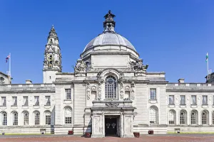Images Dated 12th September 2016: Wales, Cardiff, City Hall