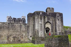 Images Dated 12th September 2016: Wales, Glamorgon, Caerphilly, Caerphilly Castle