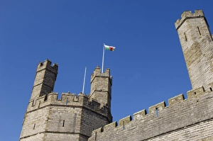 Images Dated 1st April 2008: Wales, Gwynedd, Caernarvon