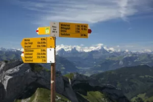 Images Dated 29th July 2014: Walker sign post, Pilatus, Luzern Canton, Switzerland