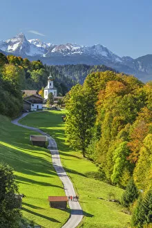 Images Dated 10th June 2022: Wamberg Mountain Village, Zugspitze (2962m) Mountain Range, Garmisch-Partenkirchen, Upper Bavaria