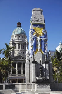 Images Dated 4th November 2010: War memorial and City Hall, Durban, KwaZulu-Natal, South Africa