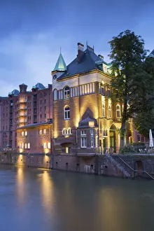 Ian Tower Prints: Wasserschloss cafe and warehouses of Speicherstadt (UNESCO World Heritage Site), Hamburg