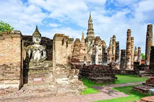 Sukhothai Prints: Wat Mahathat buddhist temple, Sukhothai Historical Park, Sukhothai, Thailand