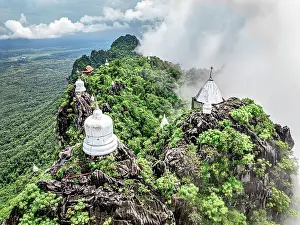 On Top Of Prints: Wat Phra Phutthabat Sutthawat temple pagodas built on tops of giant cliffs