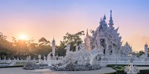 Images Dated 2nd January 2018: Wat Rong Khun (White Temple), Chiang Rai, Thailand
