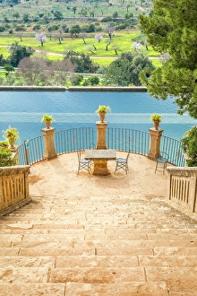 Table Prints: Water basin with resting area in the gardens of the Raixa estate