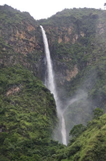 Images Dated 29th June 2012: Waterfall at the Canyon north of Pasto, Colombia, South America