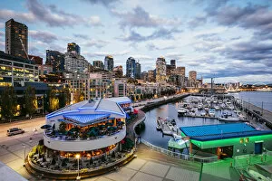 Images Dated 12th September 2017: Waterfront and downtown district at sunset, Pier 66, Seattle, Washington, USA