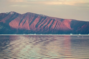 Slopes Prints: Wave texture in Eastern Greenland