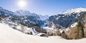 Images Dated 13th February 2019: Wengen and Lauterbrunnen valley, Berner Oberland, canton of Bern, Switzerland