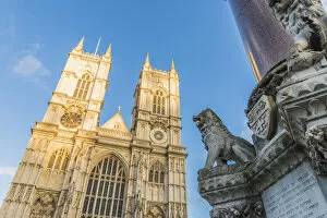 Images Dated 31st March 2020: Westminster Abbey a UNESCO World heritage site and The Westminster Scholars War Memorial