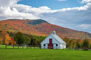 Range Prints: White barn against mountain in autumn, Warren, Vermont, USA
