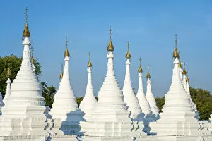 Images Dated 12th August 2020: White pagodas at Sanda Muni pagoda, Mandalay, Mandalay Region, Myanmar