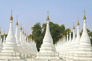 Mandalay Collection: White stupas of Sanda Muni Pagoda (AKA Sanda Mu Ni, Sandamani and Sandamuni), Mandalay