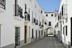 Extremadura Collection: The white washed houses of Olivenza. Extremadura, Spain