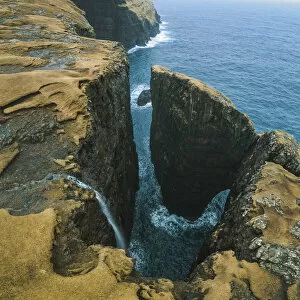 Images Dated 6th October 2021: The wild coast in Suðuroy close to Sandvik. Suðuroy, Faroe Islands