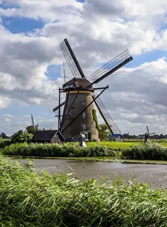 Windmill in Kinderdijk, UNESCO World Heritage Site, South Holland, The Netherlands