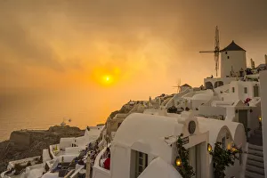 Images Dated 1st July 2016: Windmill, Oia, Santorini (Thira), Cyclades Islands, Greece