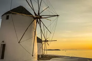 Images Dated 19th June 2019: Windmills of Kato Mili, Mykonos Town, Mykonos, Cyclade Islands, Greece