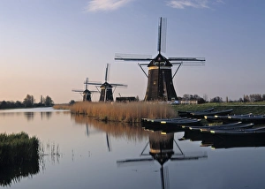 Wind Mills Prints: Windmills, Leidschendam