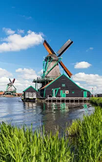 Amsterdam Gallery: Windmills in Zaanse Schans, an open air conservation area and museum near Amsterdam