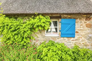 Small Prints: Window of an old thatched-roof house on the Ile-aux-Moines in the Gulf of Morbihan