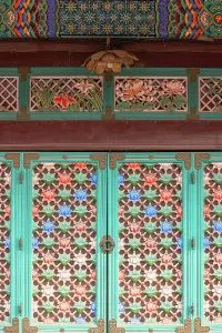 Seoul Prints: Window shutters at Bongeunsa temple, Gangnam, Seoul, South Korea