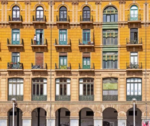 Images Dated 27th September 2023: Windows & Arches of Traditional Building, Bilbao, Basque Country, Spain