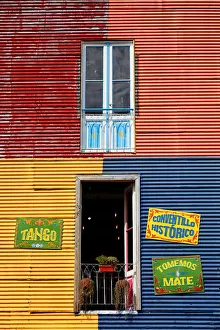 Images Dated 10th January 2022: Windows of a colorful bar in the 'Caminito de La Boca'with wall decorations in 'Fileteado Art'