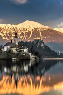 Images Dated 10th January 2018: Winter sunset over Church of the Assumption of Mary, Lake Bled, Upper Carniola, Slovenia