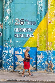 Habana Prints: Woman walking in La Habana Vieja (Old Town), Havana, Cuba