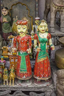 Udaipur Prints: Wooden Rajasthani figures, Udaipur, Rajasthan, India