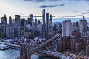 Images Dated 19th November 2015: One World Trade Center, Lower Manhattan and Brooklyn Bridge, New York City, New York, USA