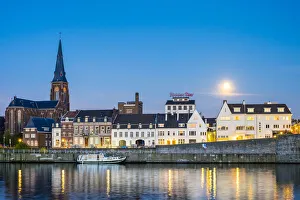 Wyck neighborhood on the Ms River at night, Mstricht, Limburg, Netherlands