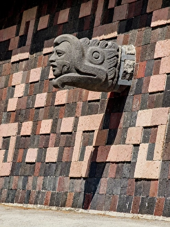Figure Prints: Xochipilli Fountain, detailed view