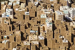 Images Dated 7th March 2012: Yemen, Hadhramaut, Wadi Do an, Khuraibah
