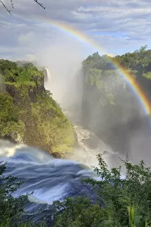 Images Dated 6th July 2016: Zimbabwe, Victoria Falls, Victoria Falls National Park during rainy season (UNESCO Site)